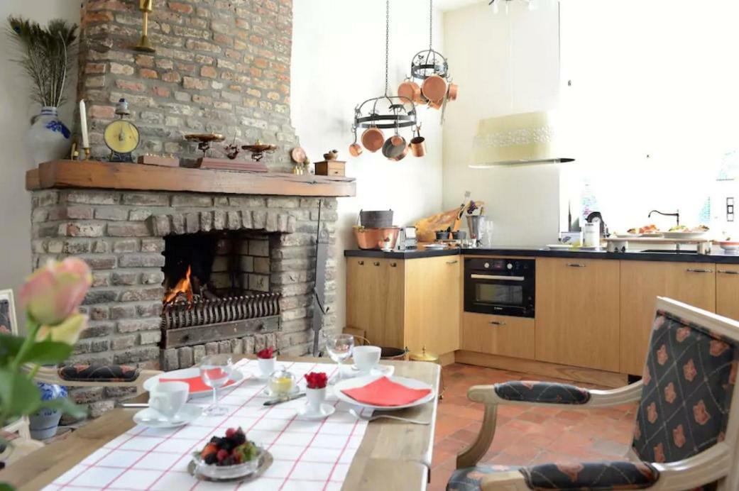 Artagnan Bed & Breakfast Maastricht Ngoại thất bức ảnh